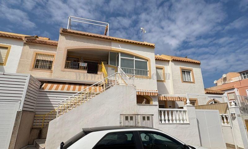 For sale of chalet in Torrevieja