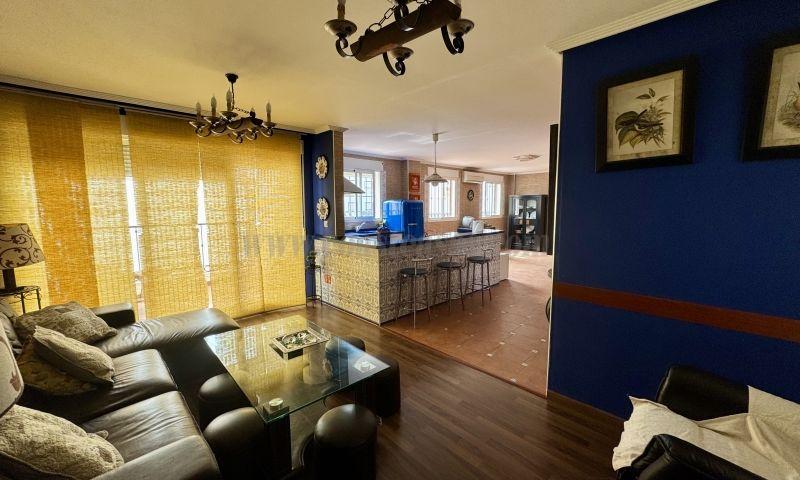 For sale of commercial in Orihuela Costa