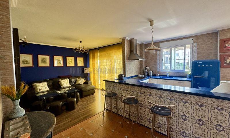 For sale of commercial in Orihuela Costa