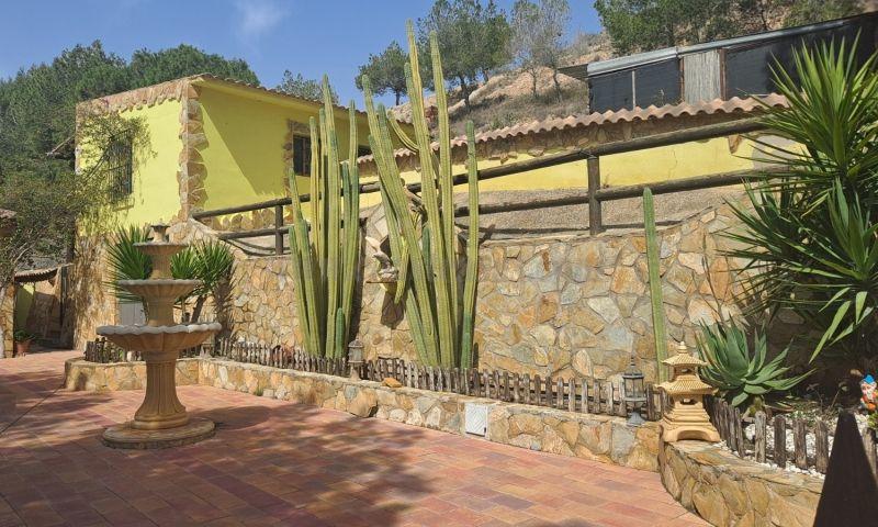 For sale of villa in Aspe