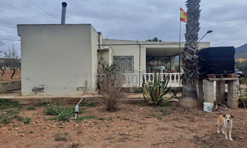 Zu verkaufen von landgrundstück in
 Hondón De Los Frailes