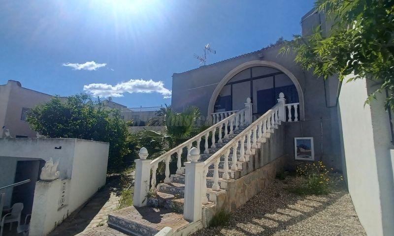 For sale of villa in Torrevieja
