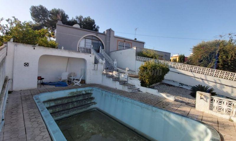 For sale of villa in Torrevieja