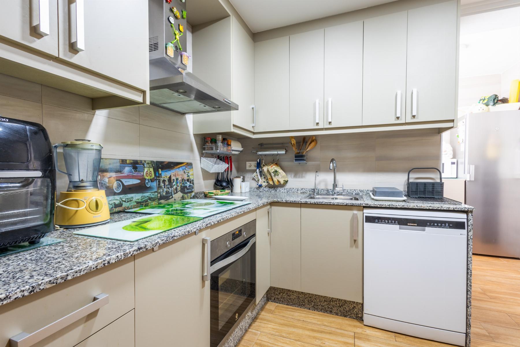 Продажа от

 Апартаменты на Torrevieja