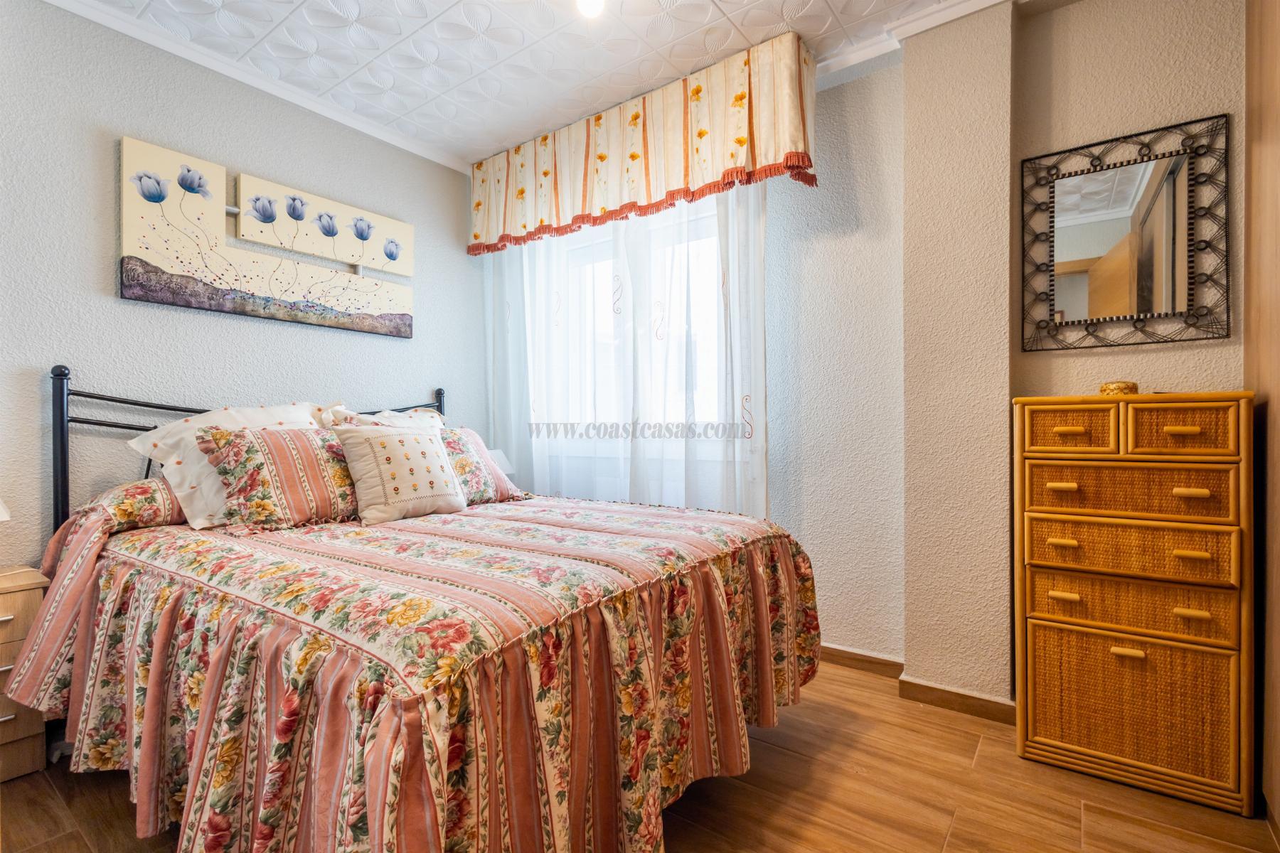 Продажа от

 Апартаменты на Torrevieja