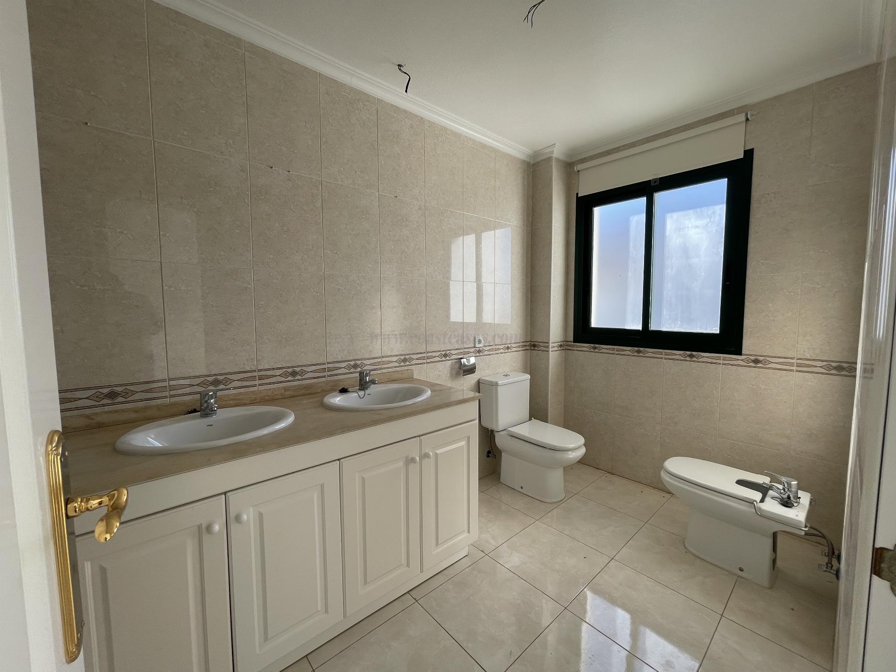 Zu verkaufen von appartement in
 Orihuela Costa