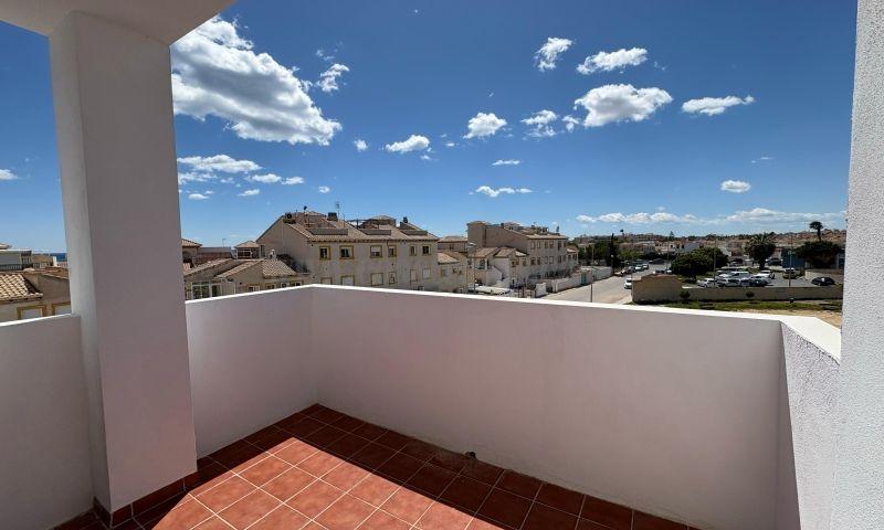 For sale of apartment in Orihuela Costa