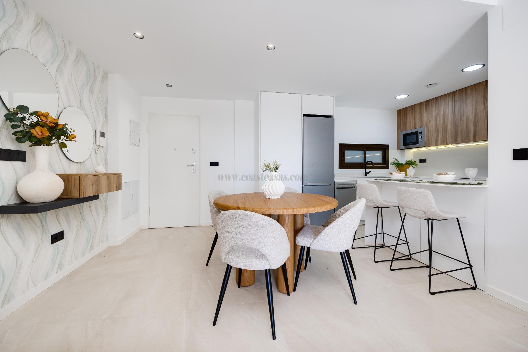 For sale of apartment in Los Alcázares