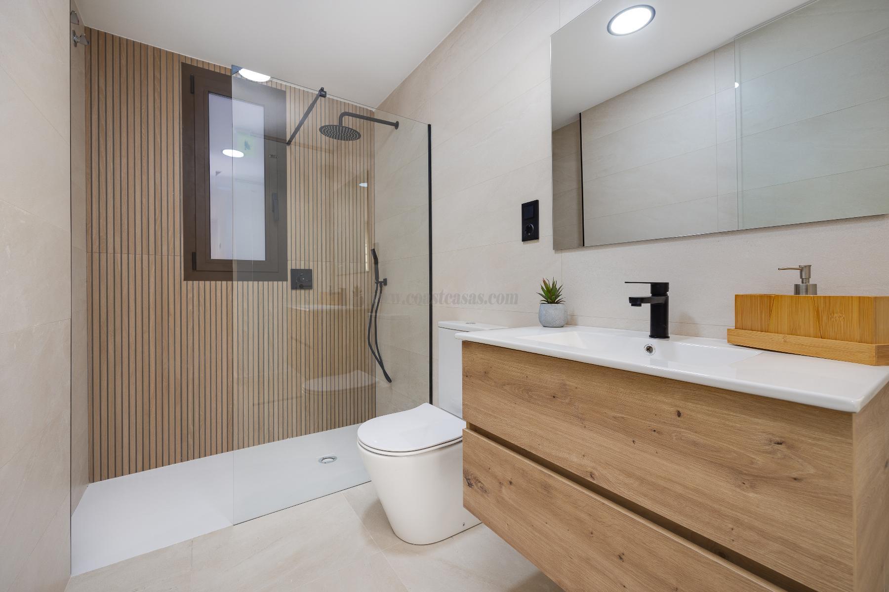 For sale of apartment in Los Alcázares