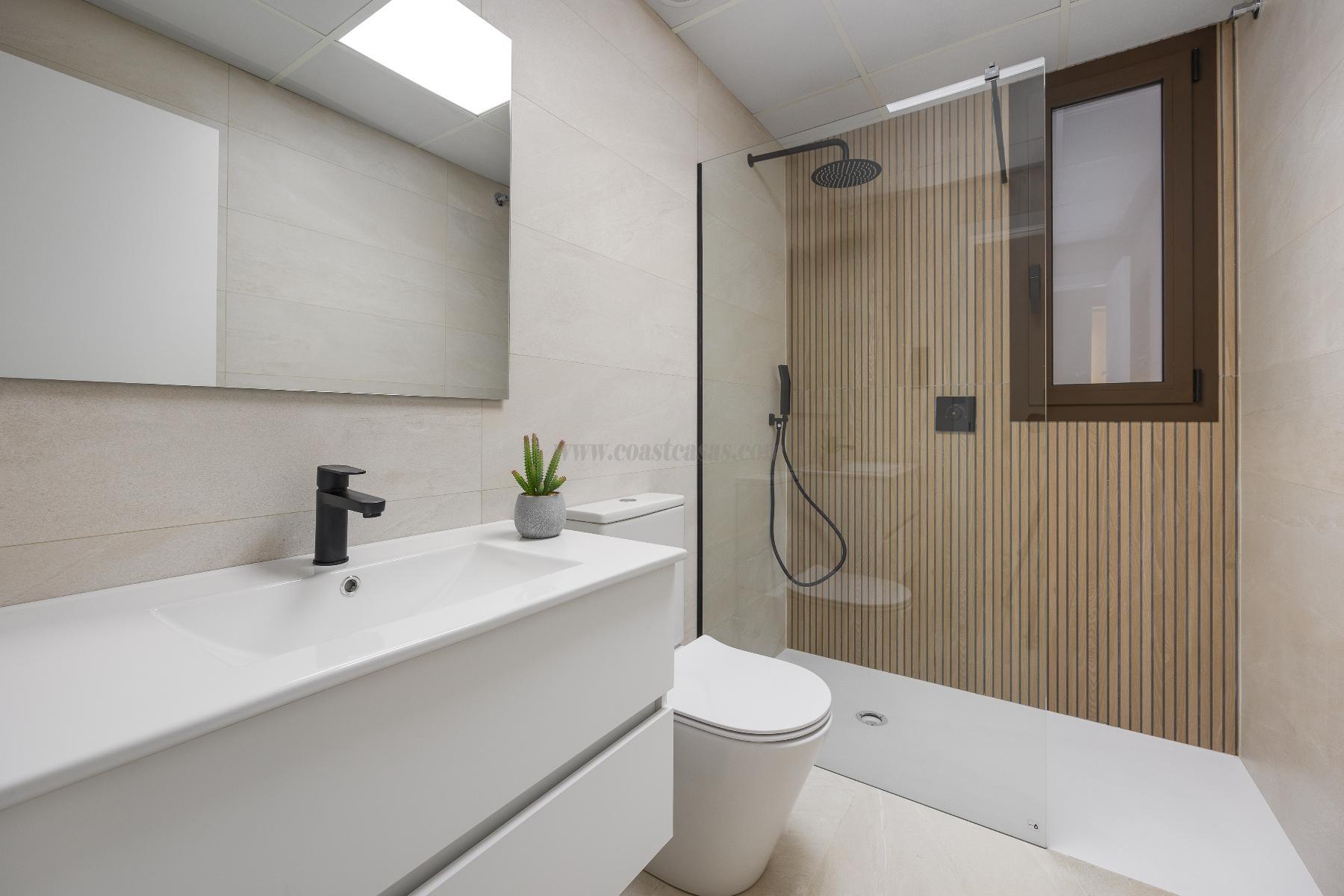 For sale of apartment in Los Alcázares