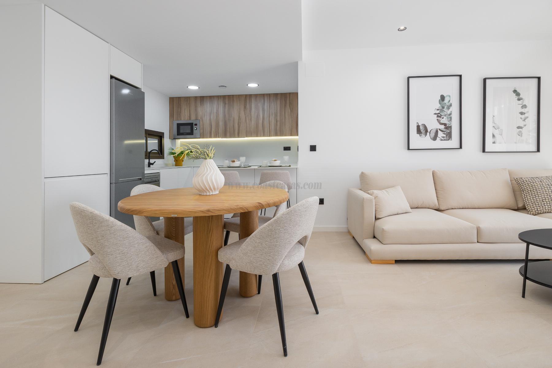 For sale of apartment in Los Alcázares