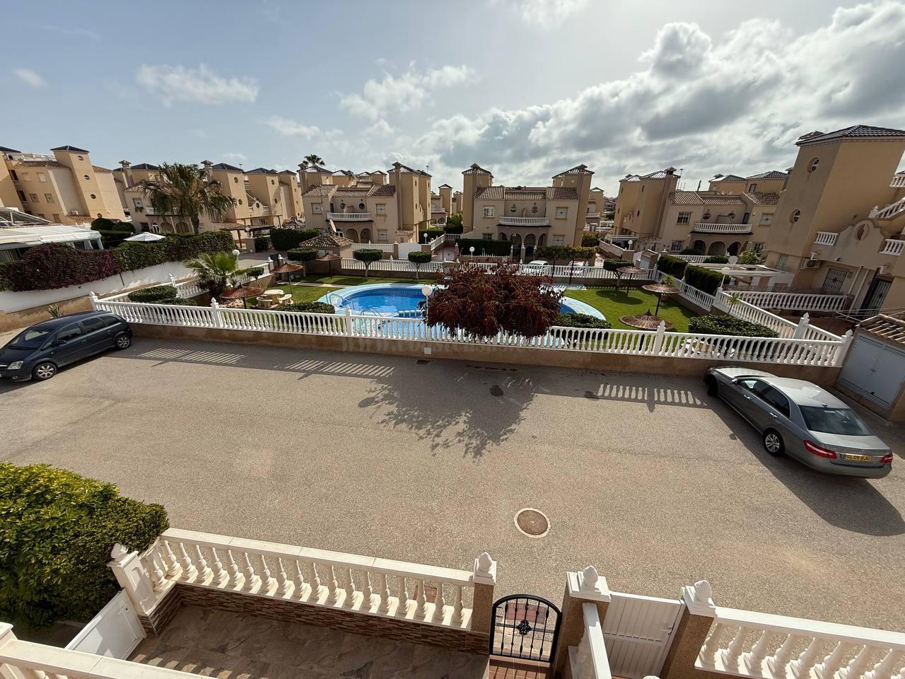 For sale of house in Orihuela Costa