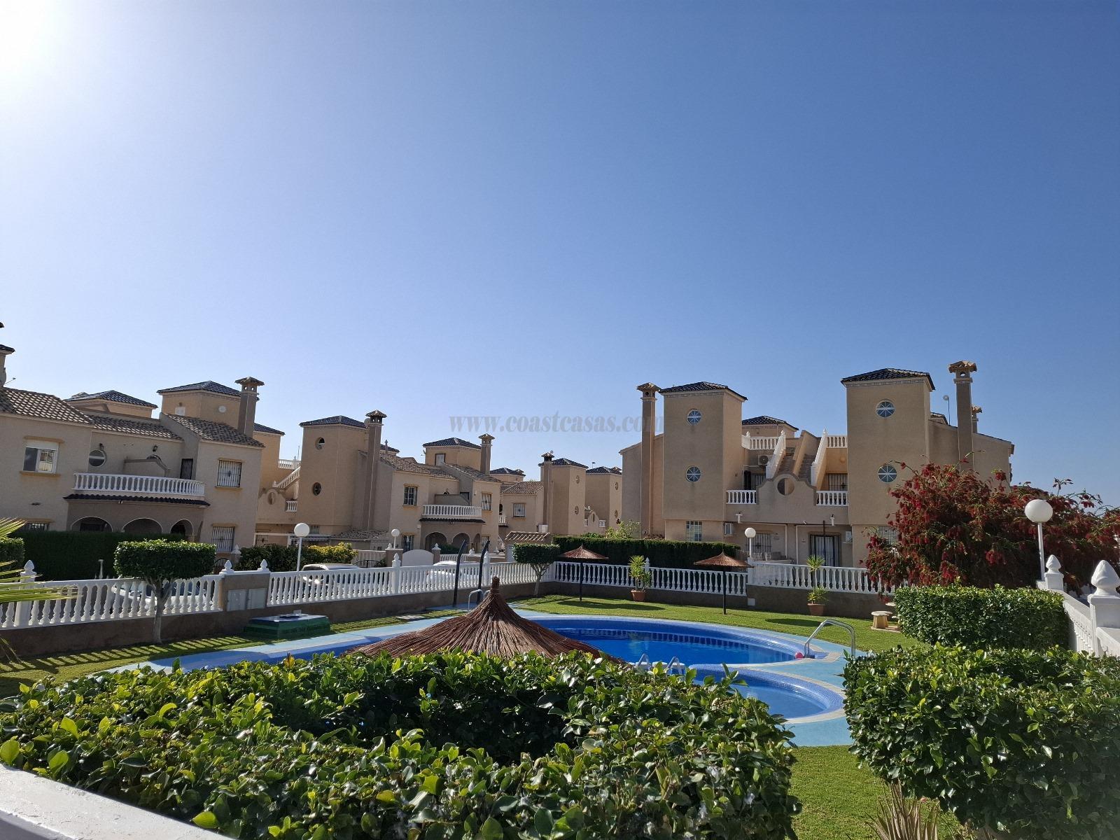 For sale of house in Orihuela Costa