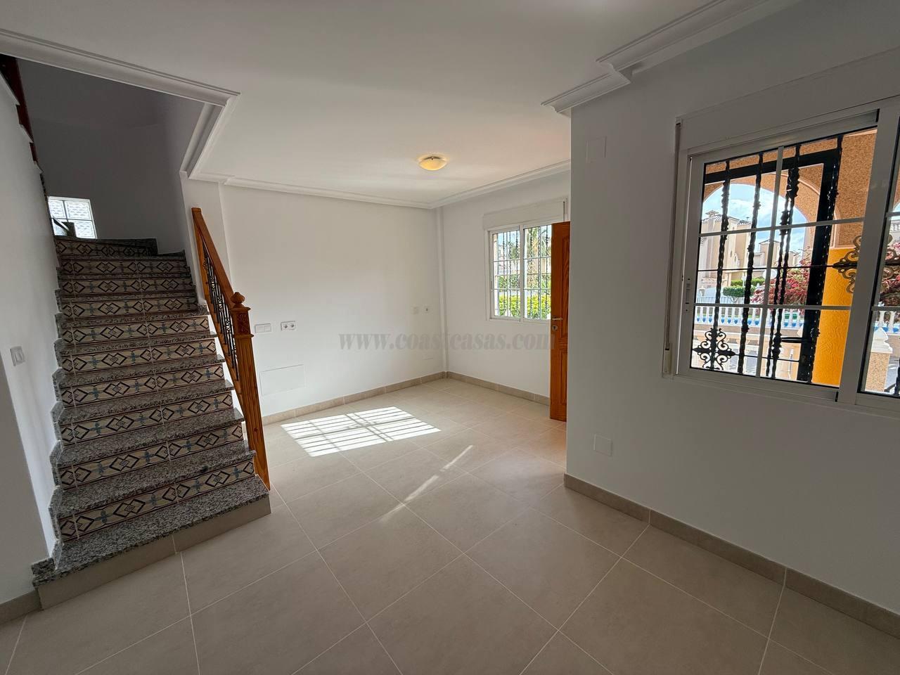 For sale of house in Orihuela Costa