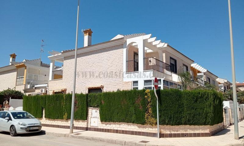 Verkoop van villa in Pilar De La Horadada