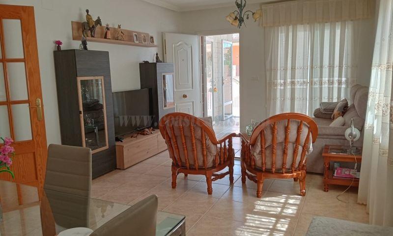 For sale of villa in Pilar De La Horadada