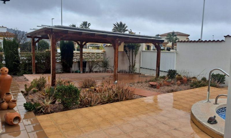 For sale of villa in Hondón De Las Nieves