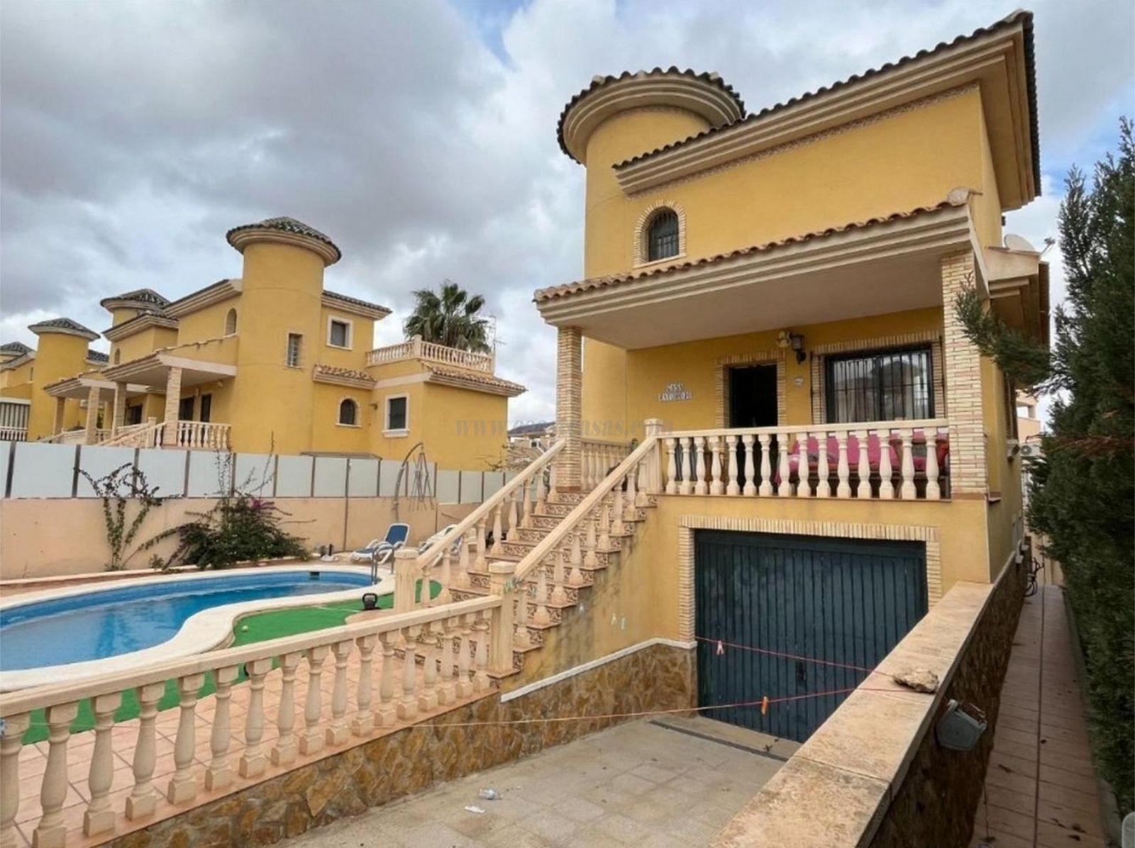 For sale of chalet in Villamartín