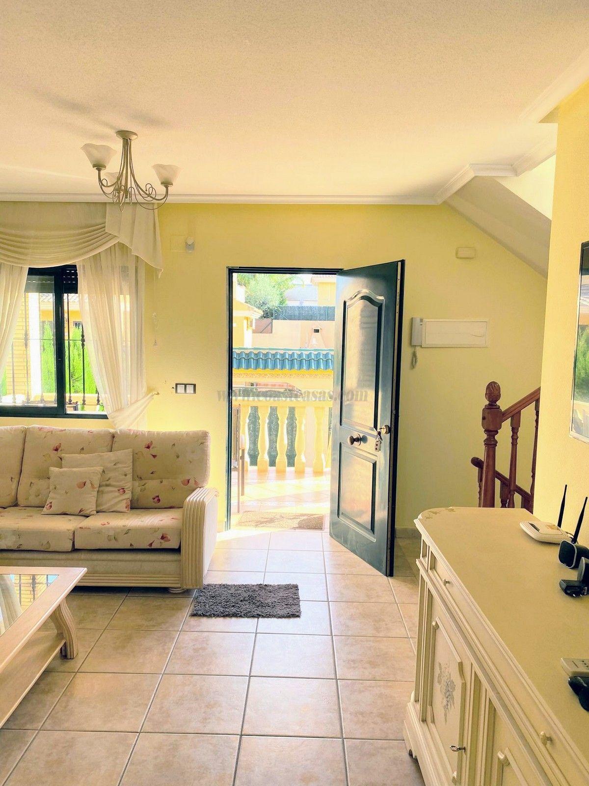 For sale of chalet in Villamartín