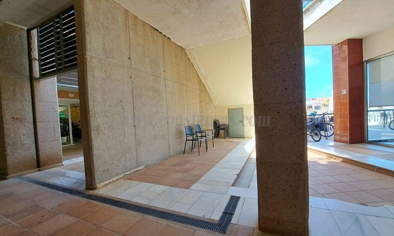 For sale of commercial in Orihuela Costa
