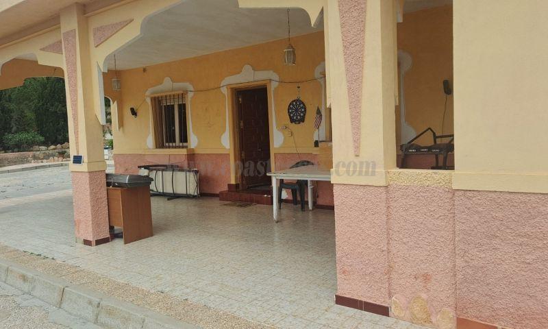 For sale of villa in Hondón De Las Nieves