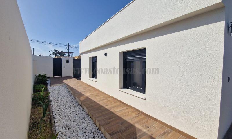 For sale of villa in Torrevieja
