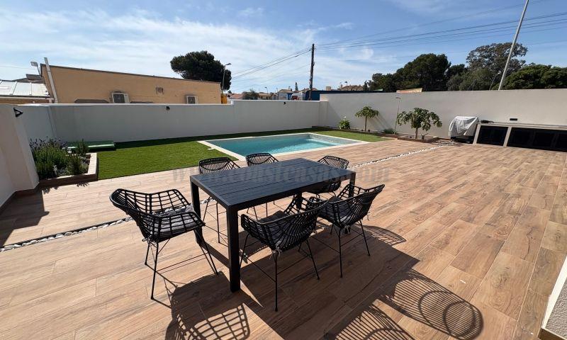 For sale of villa in Torrevieja