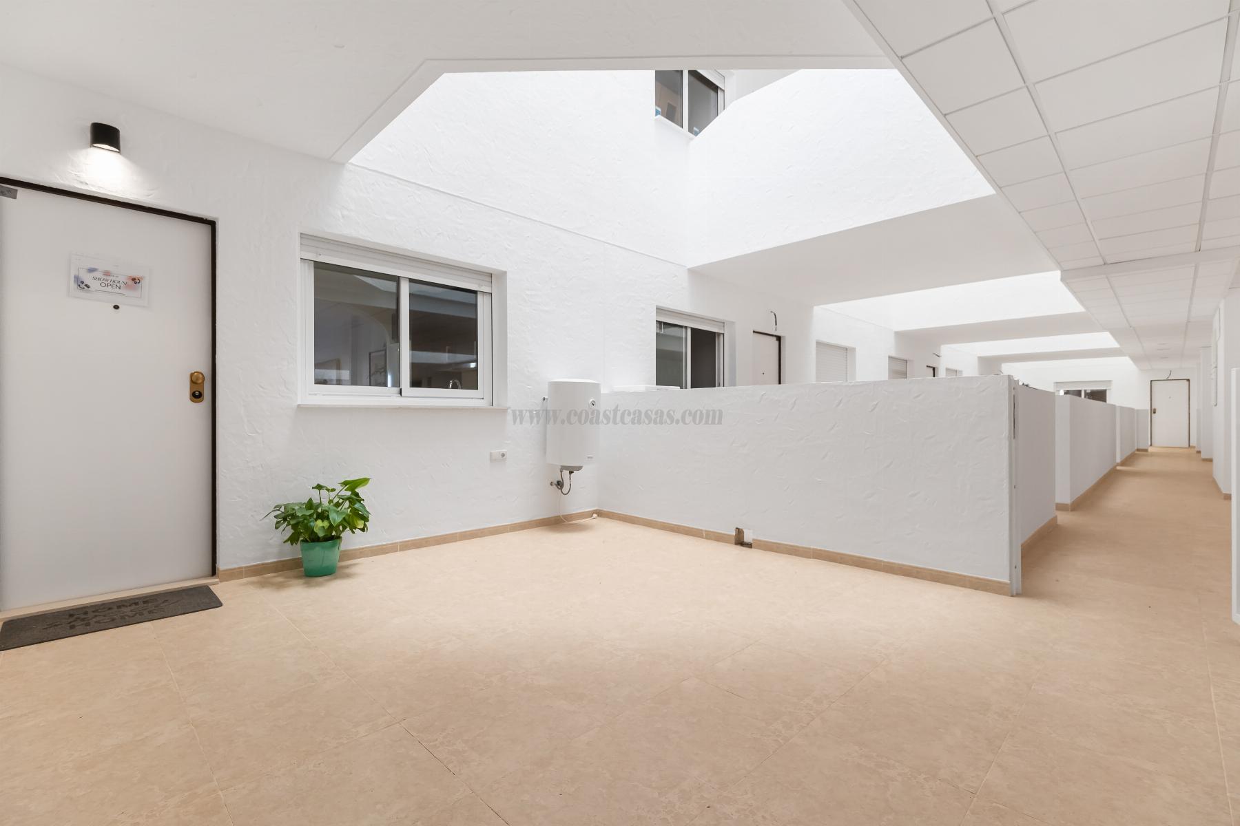 For sale of apartment in Orihuela Costa
