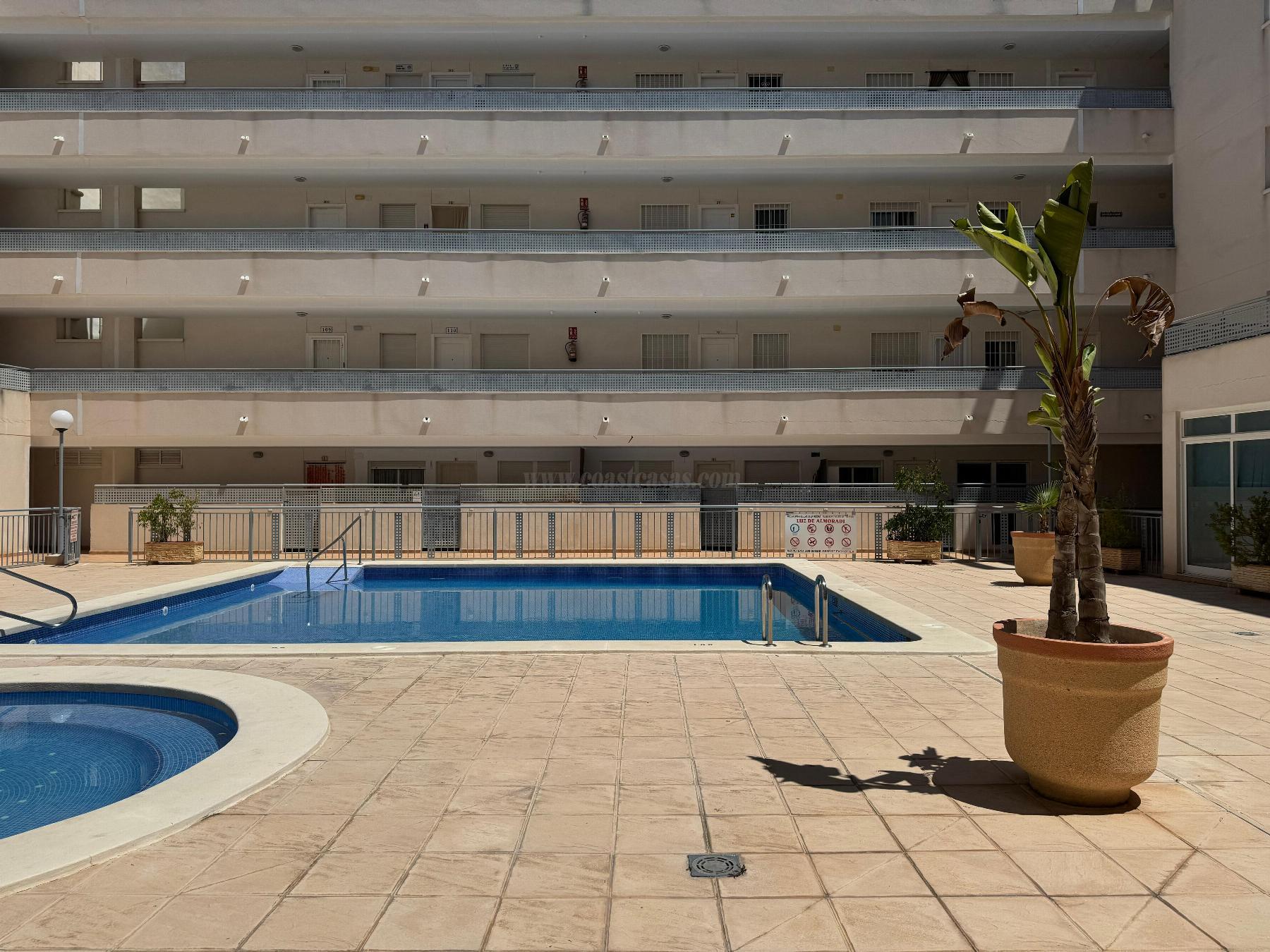 For sale of apartment in Almoradí
