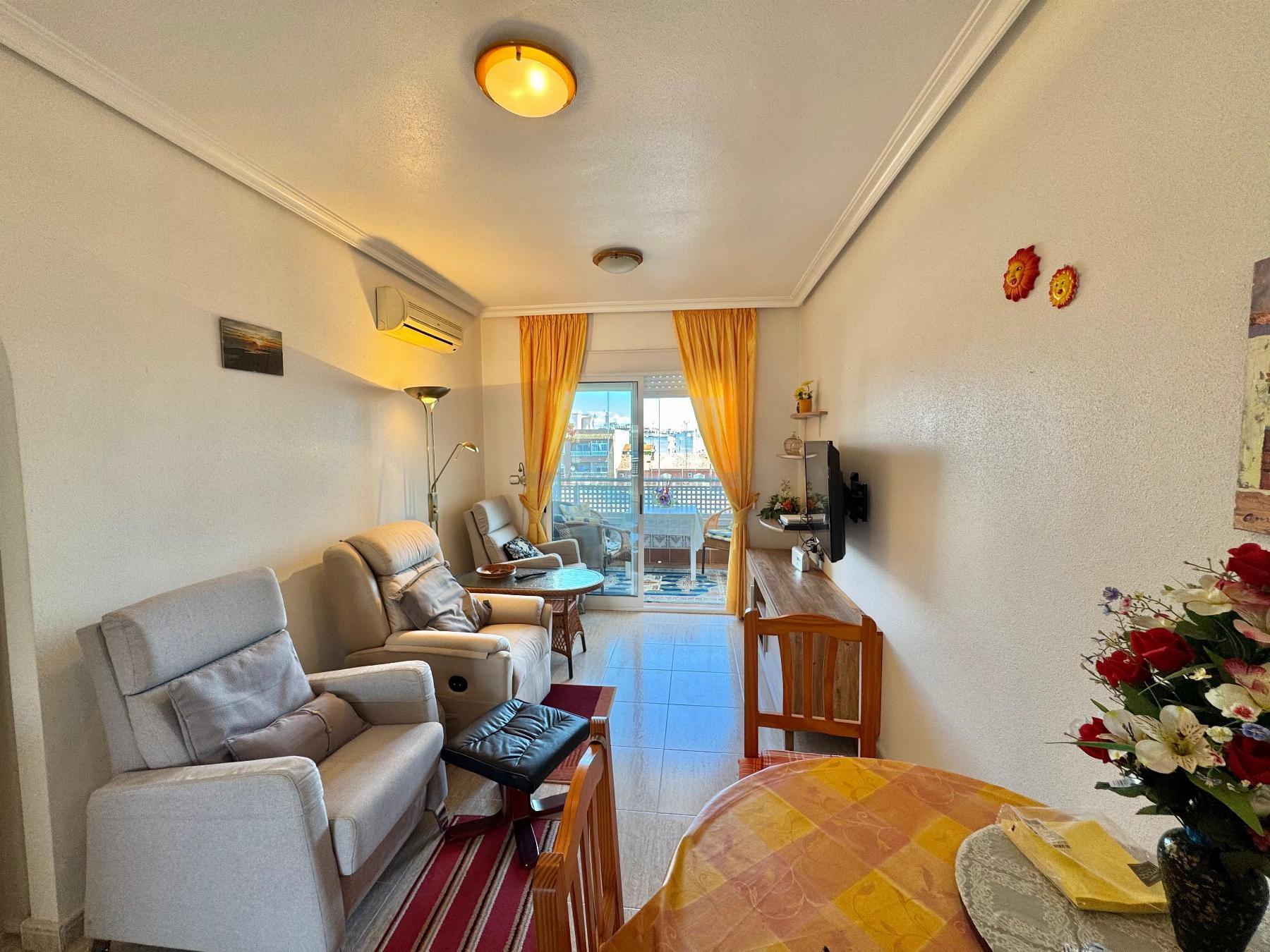 For sale of apartment in Almoradí