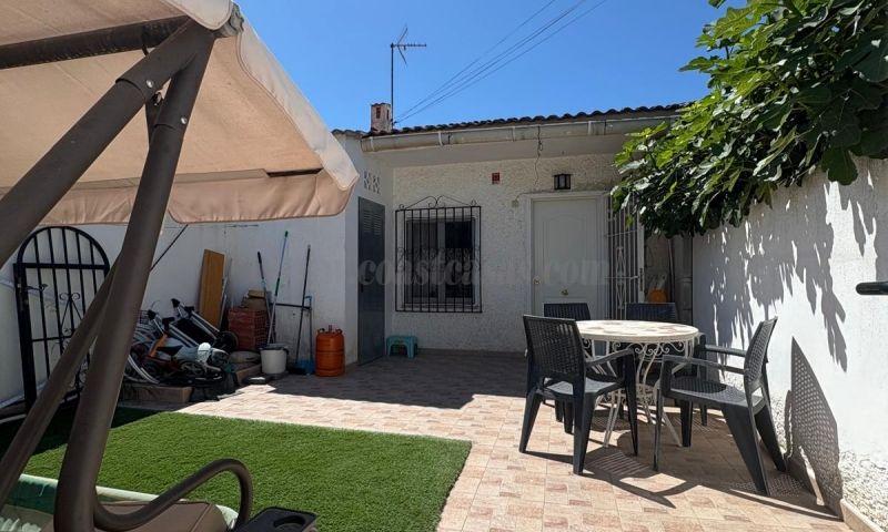 For sale of chalet in Torrevieja