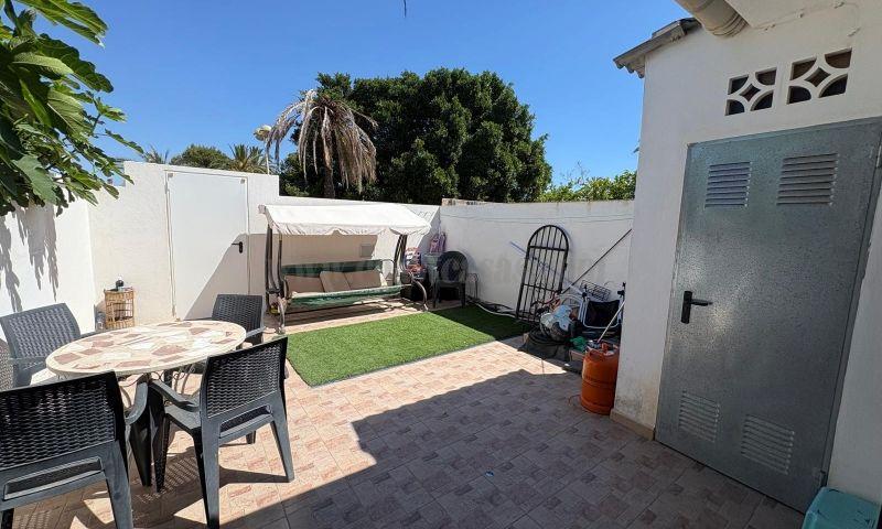 For sale of chalet in Torrevieja