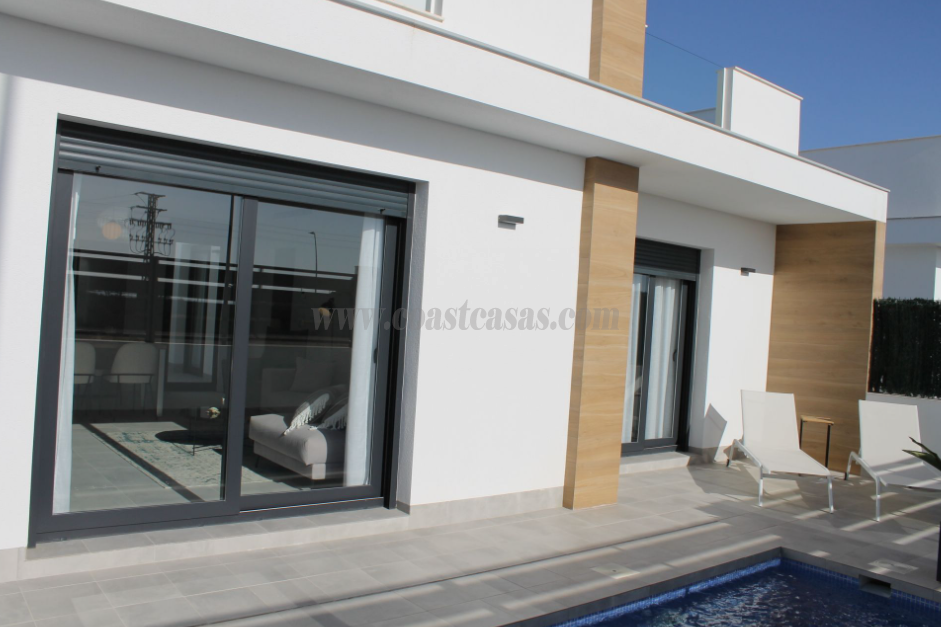 For sale of villa in Torre Pacheco