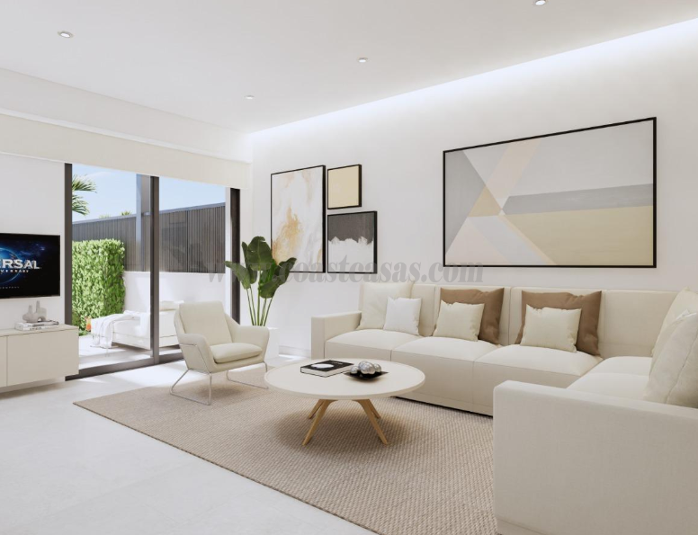 For sale of house in Los Alcázares