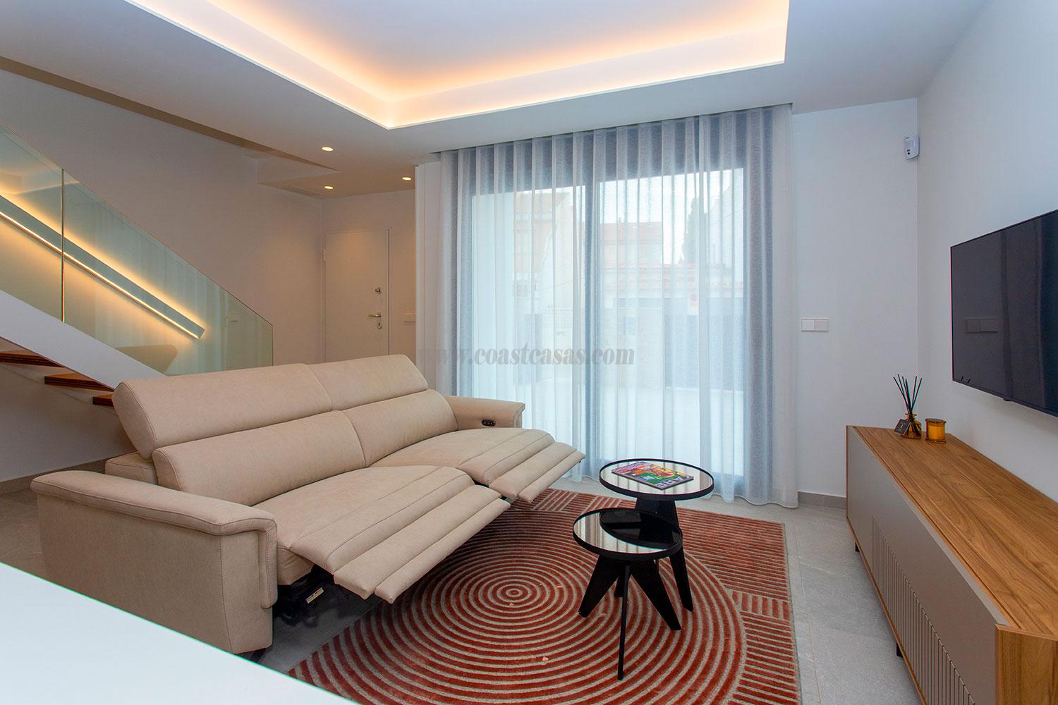 For sale of duplex in Torremanzanas