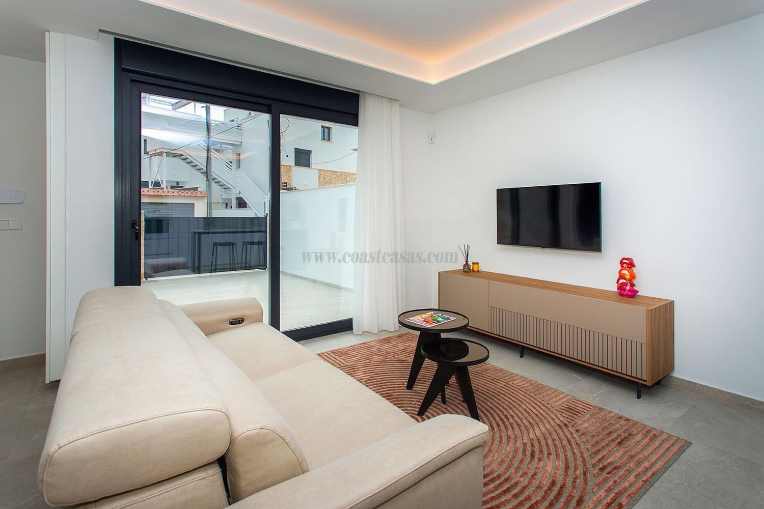 For sale of duplex in Torremanzanas