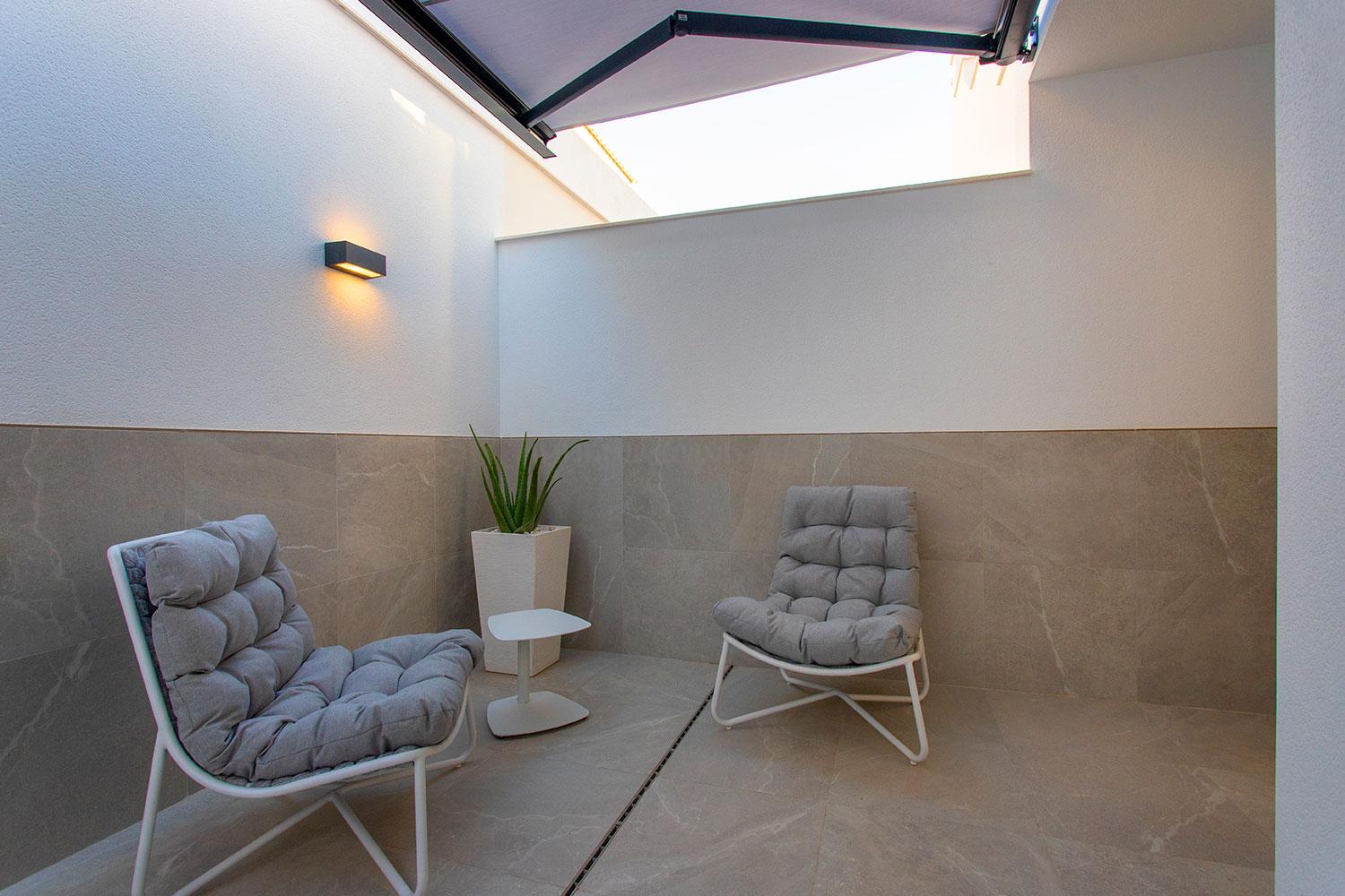 For sale of duplex in Torremanzanas