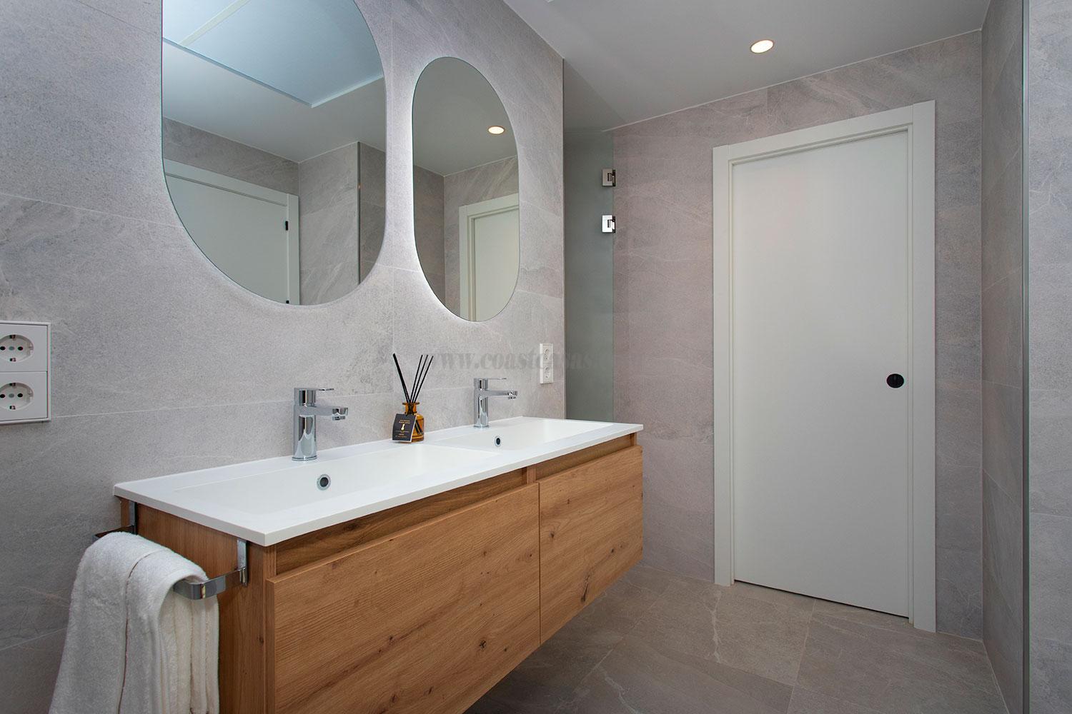 For sale of duplex in Torremanzanas