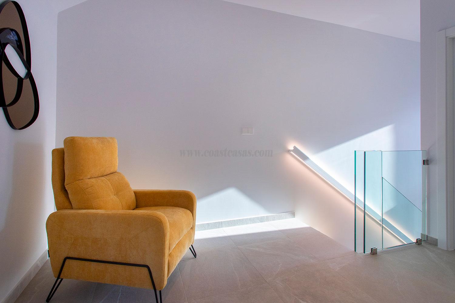 For sale of duplex in Torremanzanas