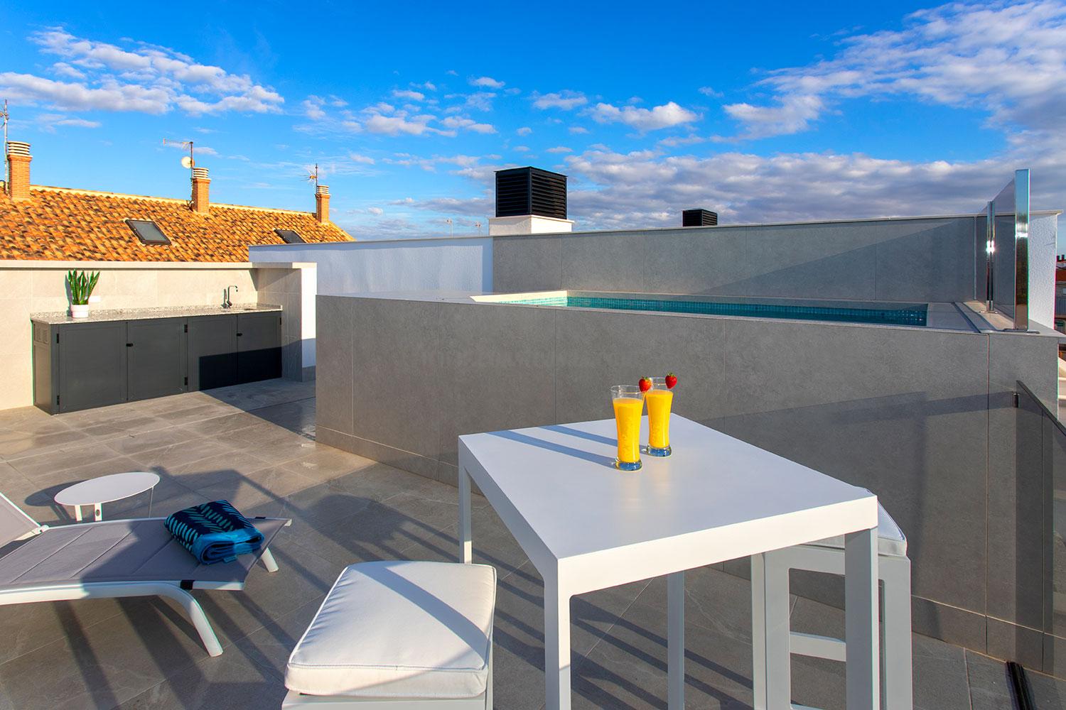 For sale of duplex in Torremanzanas
