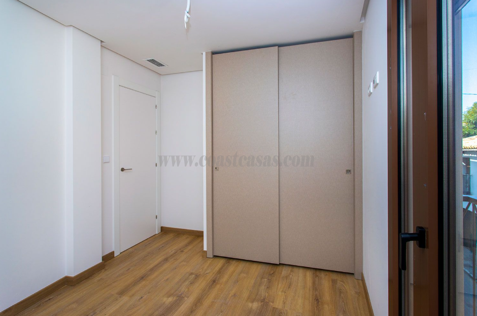 For sale of apartments in Hondón de las Nieves