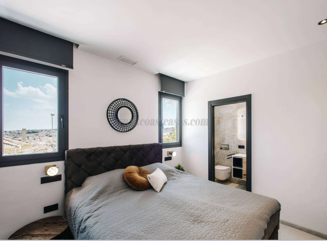 For sale of bungalow in Rojales