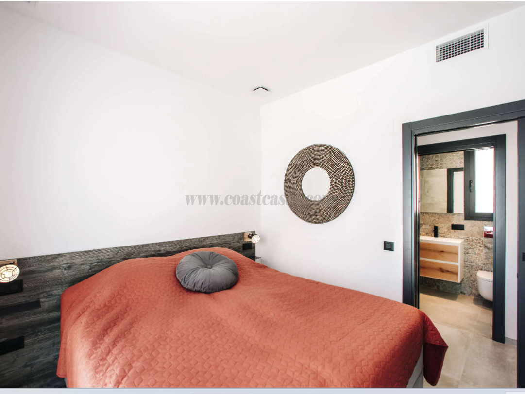 For sale of bungalow in Rojales