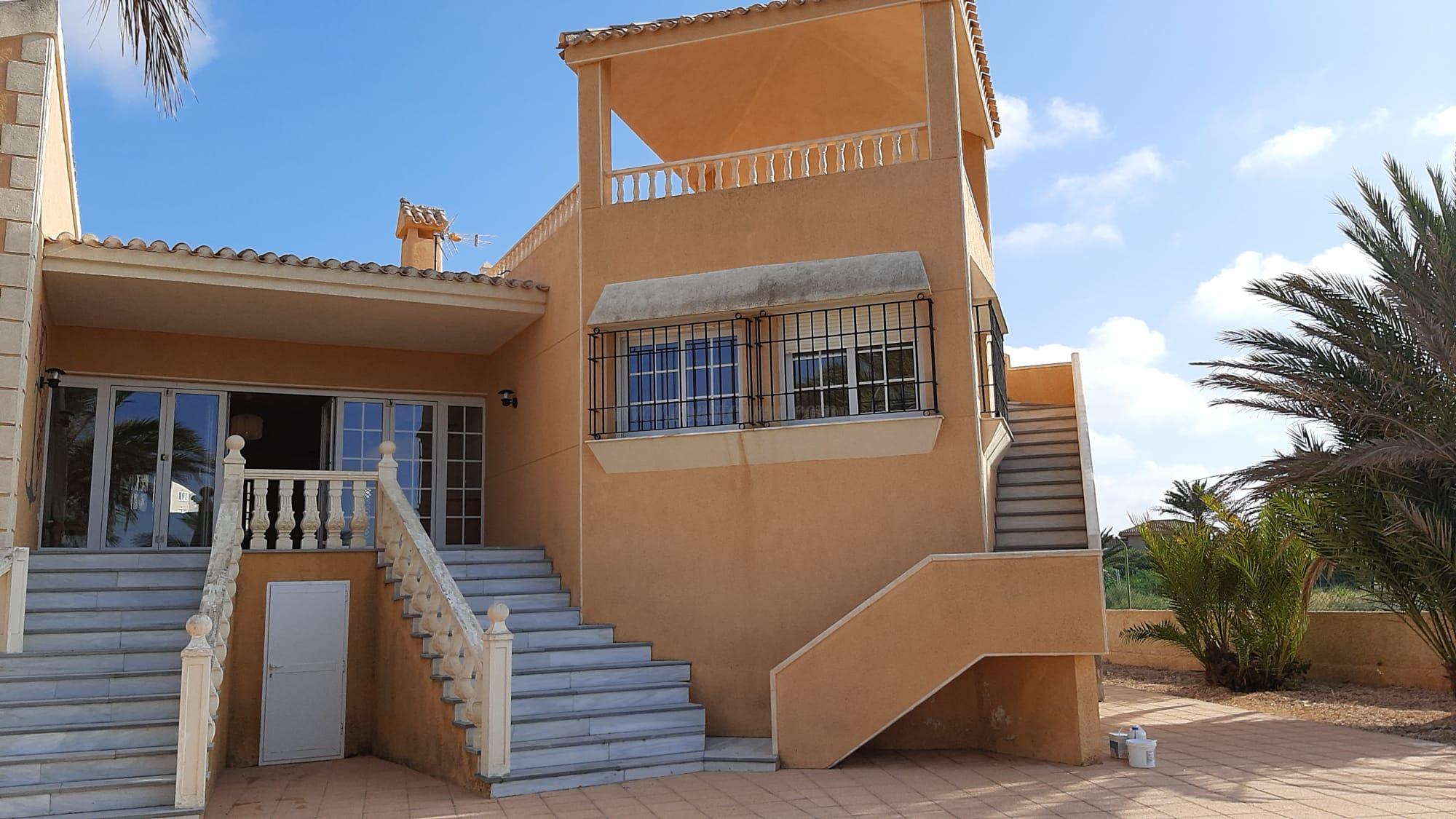 Venta de villa en La Manga Del Mar Menor