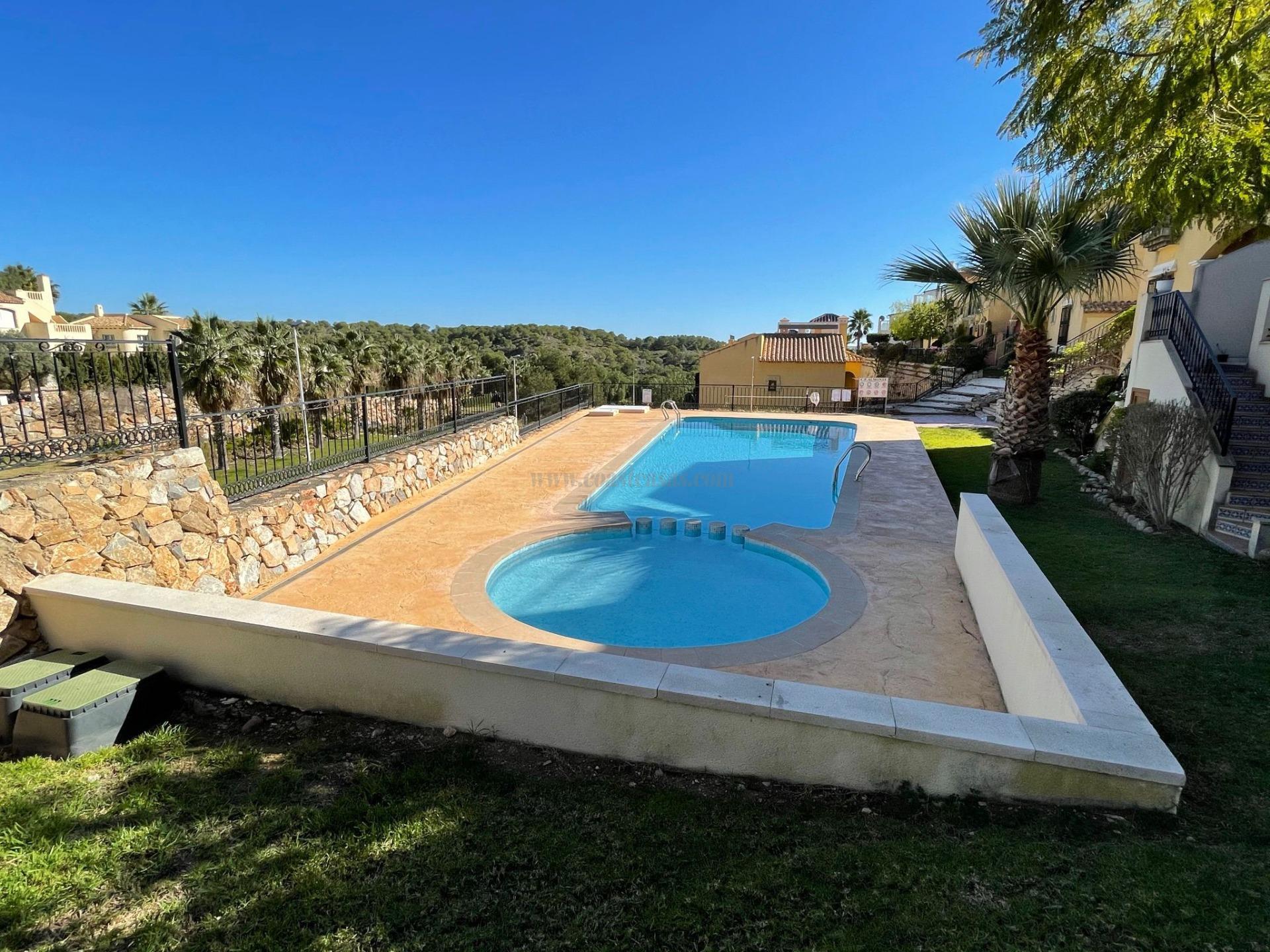 For sale of villa in Orihuela Costa