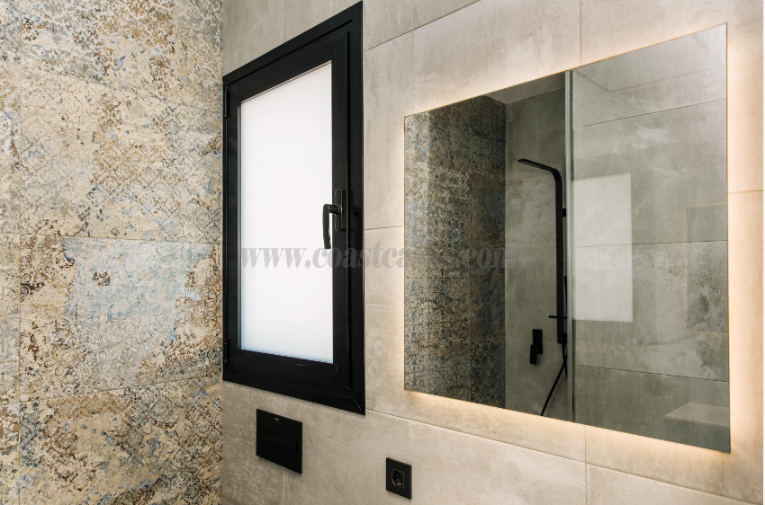 For sale of villa in Rojales