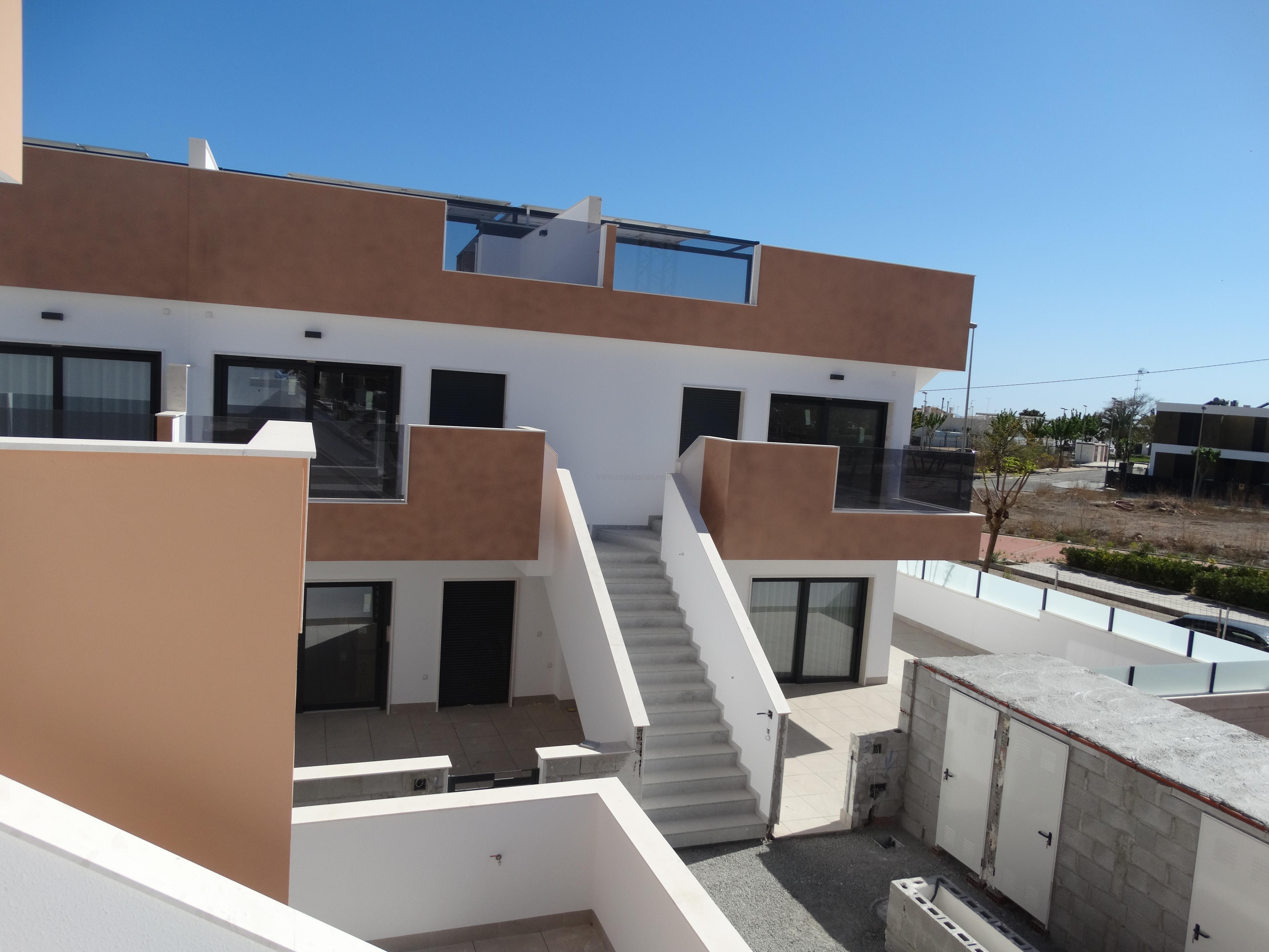 For sale of bungalow in Pilar de la Horadada