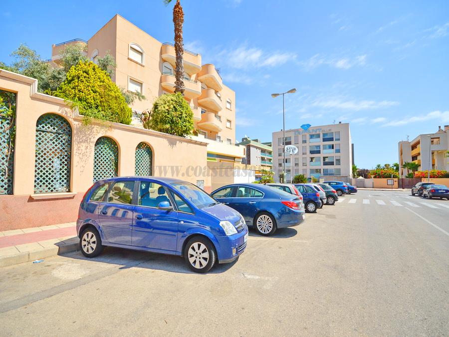 For sale of apartment in Orihuela Costa