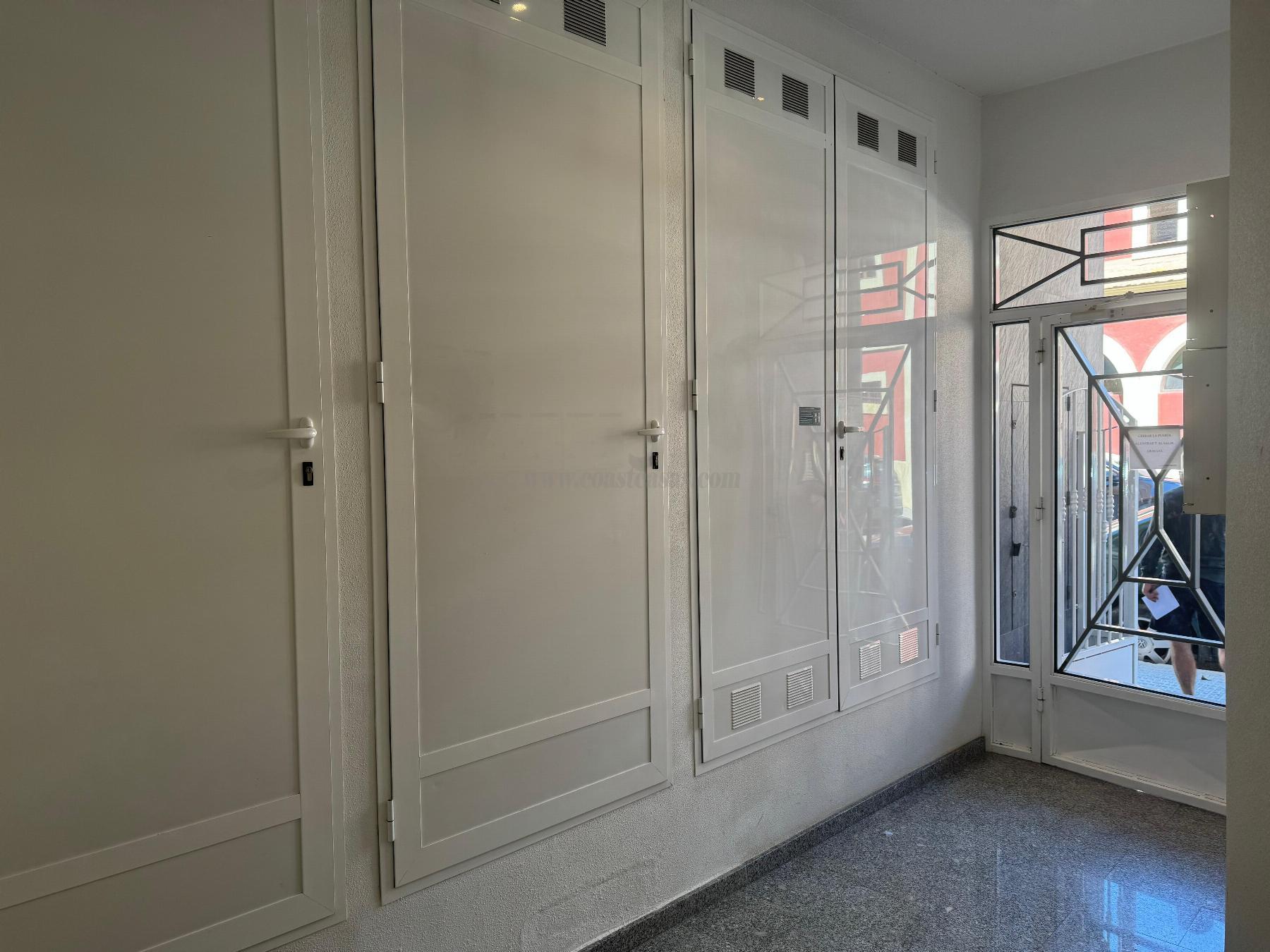 For sale of apartment in Almoradí