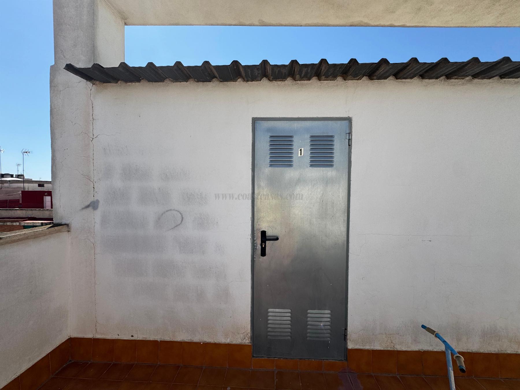 For sale of apartment in Almoradí
